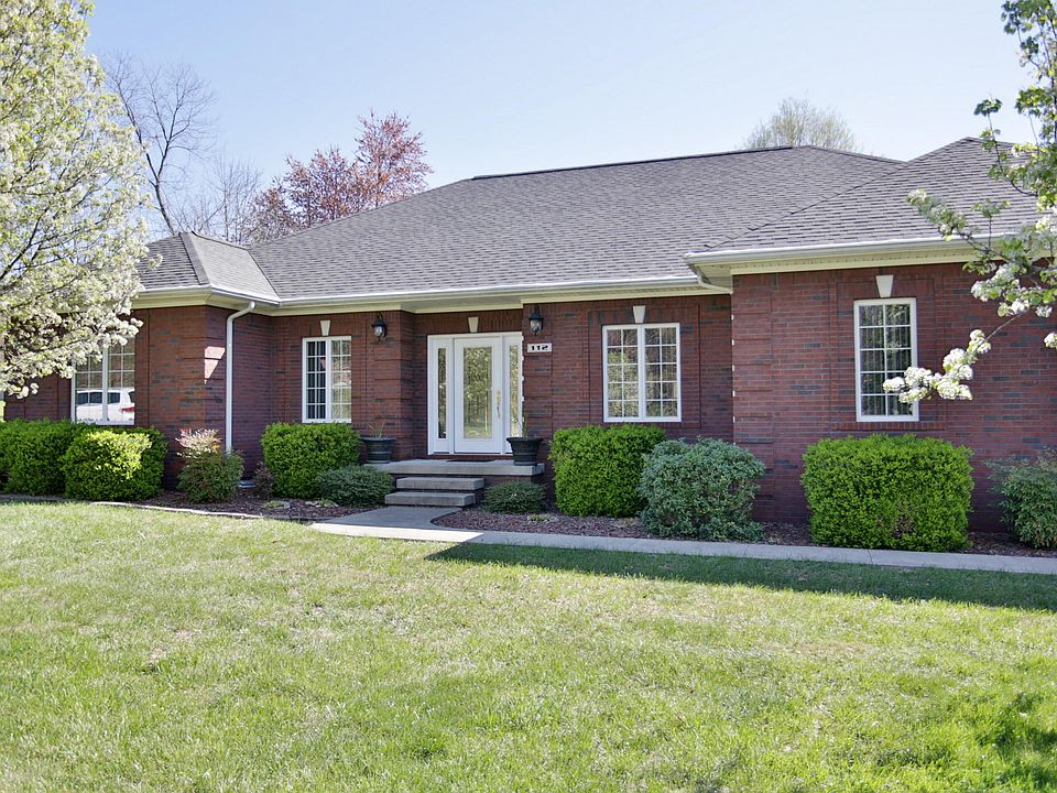 1st image of 112 N Knobview Ave