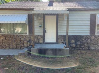 1942 N Grove Ave, Wichita, KS 67214