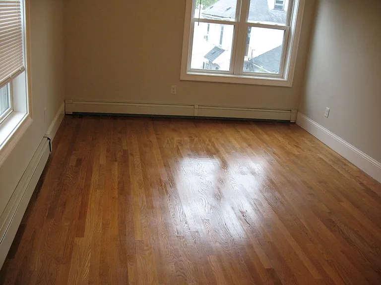10 Whipple St #10 — Photo 6
