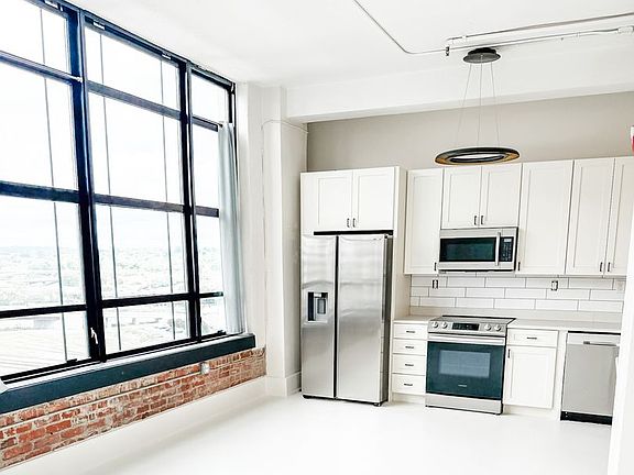 4th image of 116 Gay St NW Unit 905