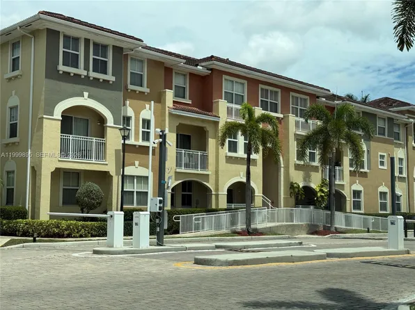 8800 NW 107th Ct #219-10, Doral, FL 33178