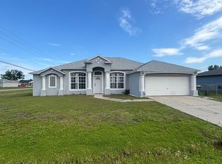 1001 Eiffel Ln, Kissimmee, FL 34759