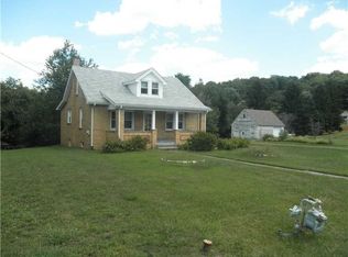 3041 Woodland Rd, Ambridge, PA 15003