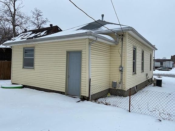2nd image of 2526 Ave A