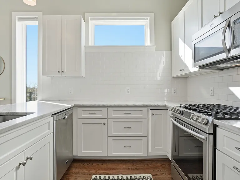 3222 Warder St NW #5 — Photo 5