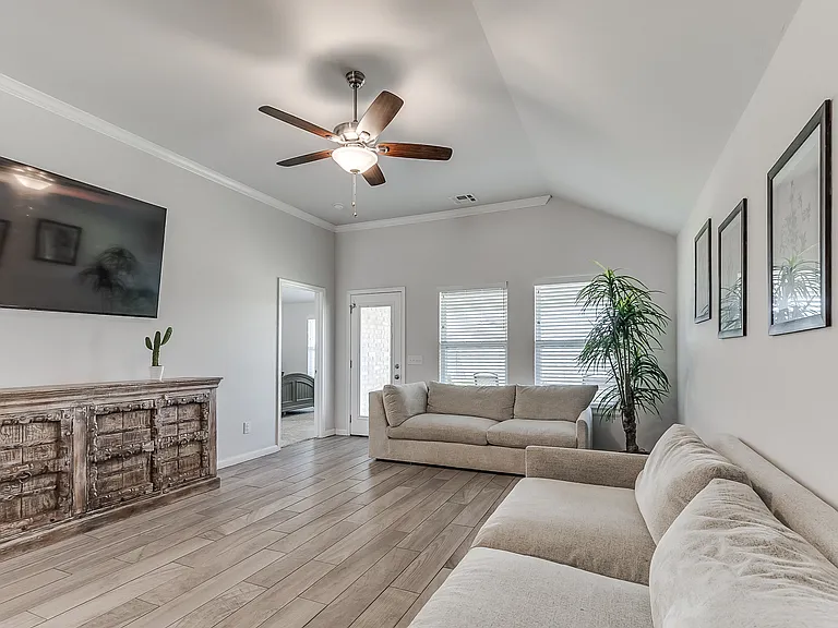 18305 Autumn Grove Dr — Photo 5
