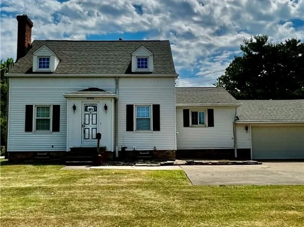 881 E 250th St, Euclid, OH 44132