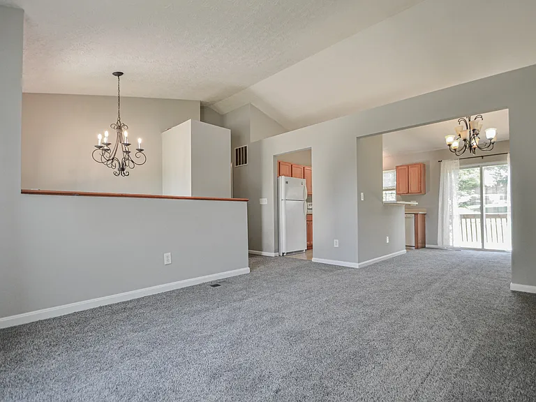 2691 Mary Jane Ct — Photo 8