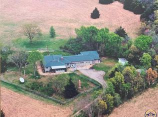10230 T4 Rd, Hoyt, KS 66440
