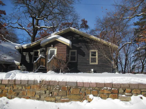 5261 Twin Lake Blvd E, Brooklyn Center, MN 55429