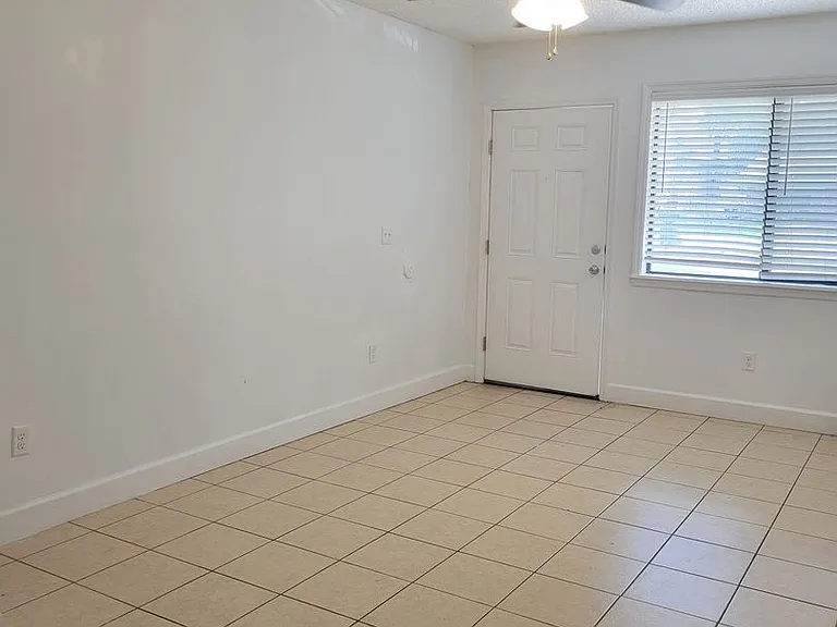 1800 3rd Ct SE — Photo 5