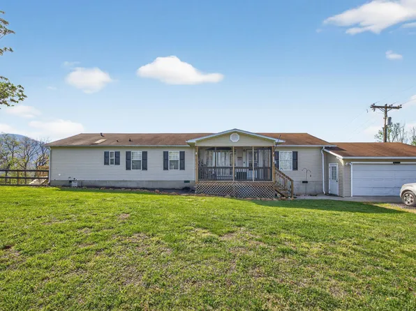 355 Clan Alpine Way, Glasgow, VA 24555