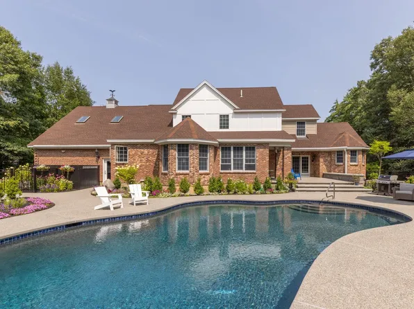 48 Captains Landing, Newington, NH 03801