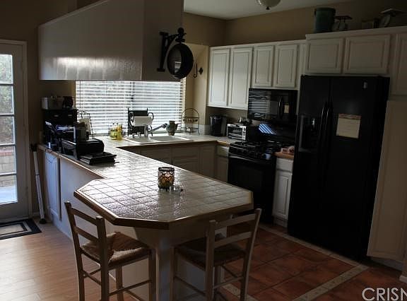 5th image of 28234 Evergreen Ln