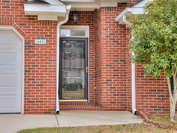 5th image of 605 Bradford Ln