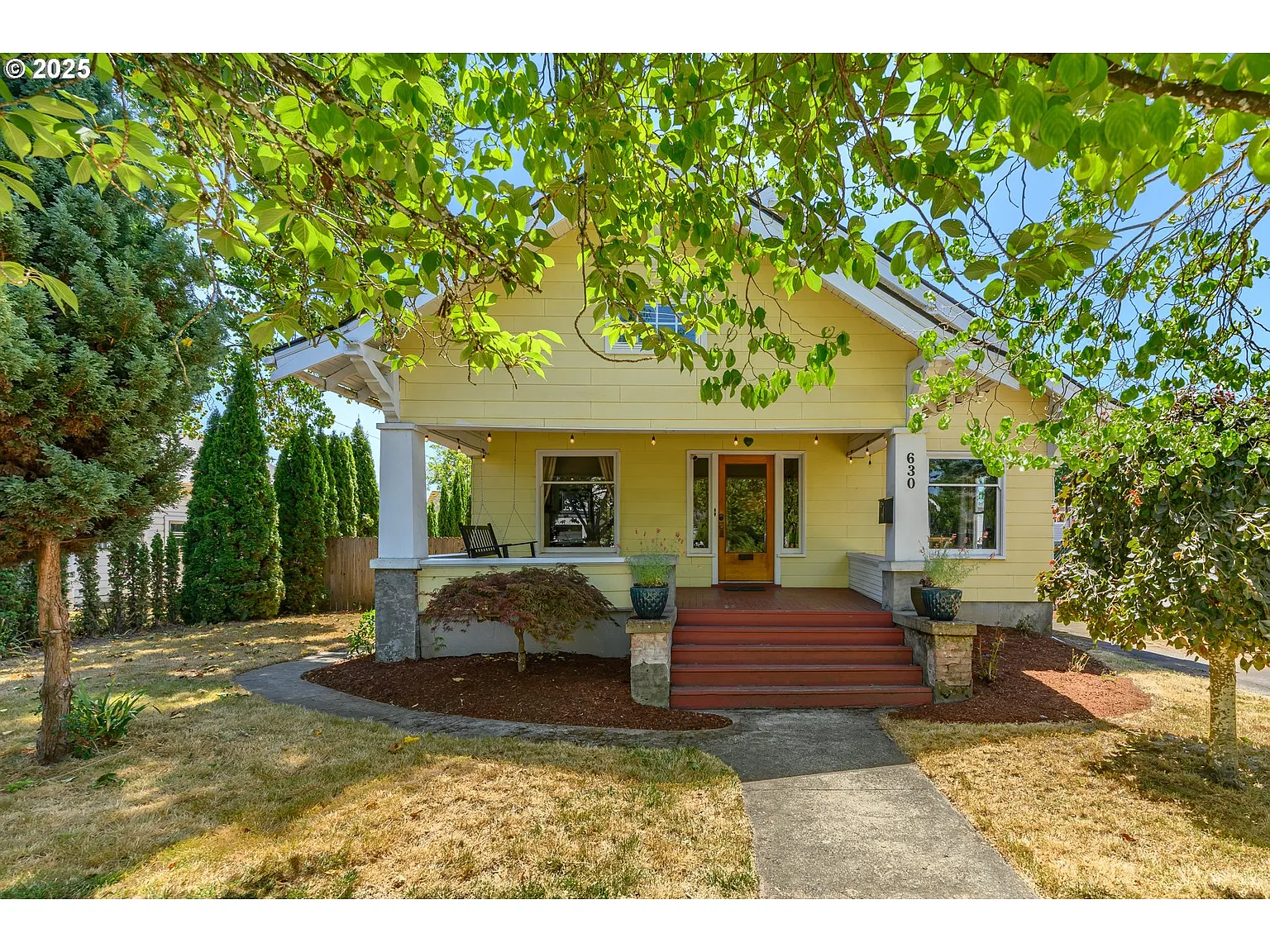 630 SE 1st St photo 1