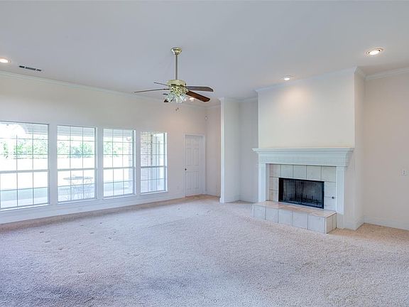 5th image of 10317 W Dublin Dr