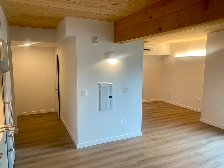 154 Broadway #210 — Photo 16