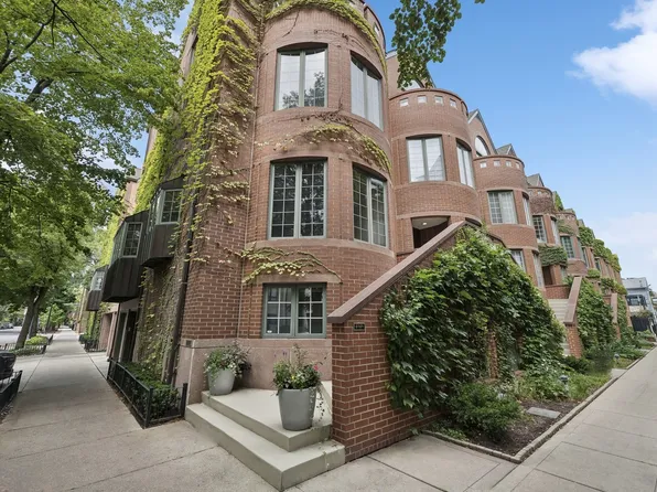 414 W Wisconsin St APT A, Chicago, IL 60614