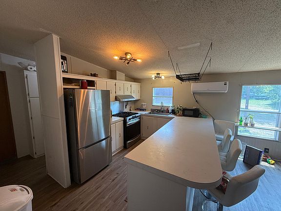 3rd image of 25361 Brandy Lake Blvd