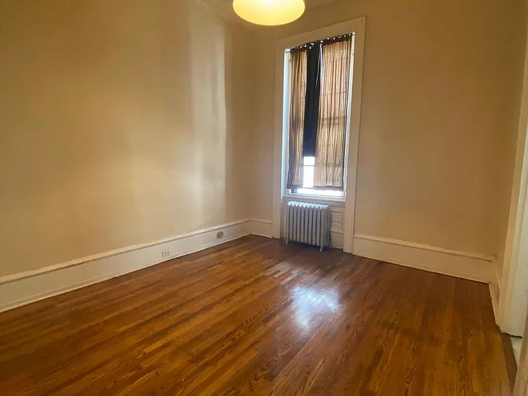 310 N 33rd St #1F — Photo 3