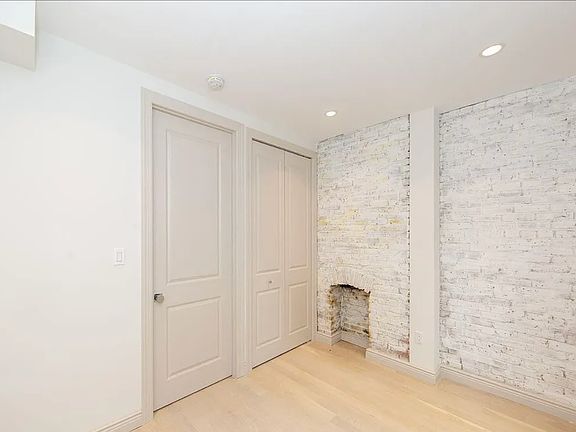 5th image of 1556 2nd Ave APT 3