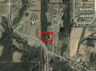 6930 Dogwood Ln, Hannibal, MO 63401