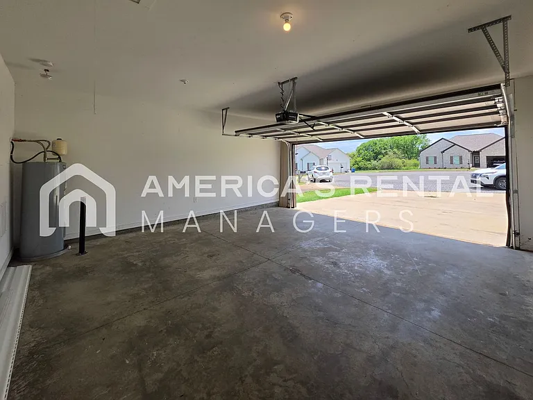 41 Whithall Cir — Photo 49