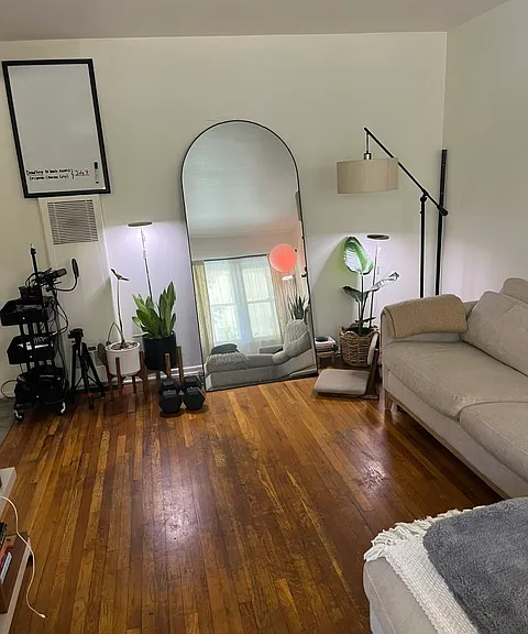 1030 S Holt Ave #1/2 — Photo 4