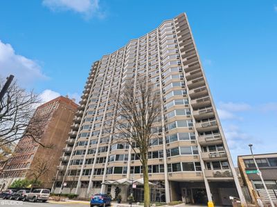 555 W Cornelia Ave APT 310, Chicago, IL, 60657