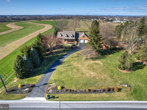 2045 Rockvale Rd, Lancaster, PA 17602