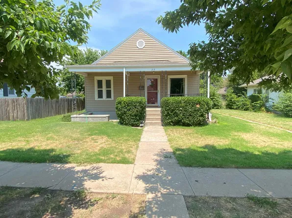 313 W 17th St, Hays, KS 67601