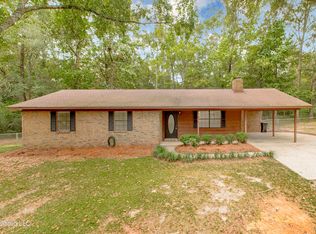 160 Archie Wheat Rd, Poplarville, MS 39470