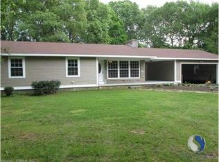 99 Banjo Sullivan Rd, Griswold, CT 06351