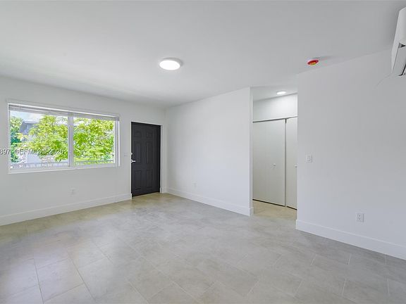 3rd image of 505 SW 7th Ct #6