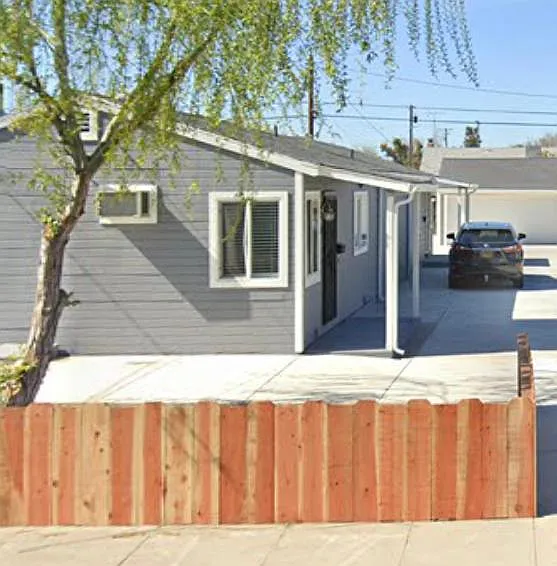 417 N Maple Ave