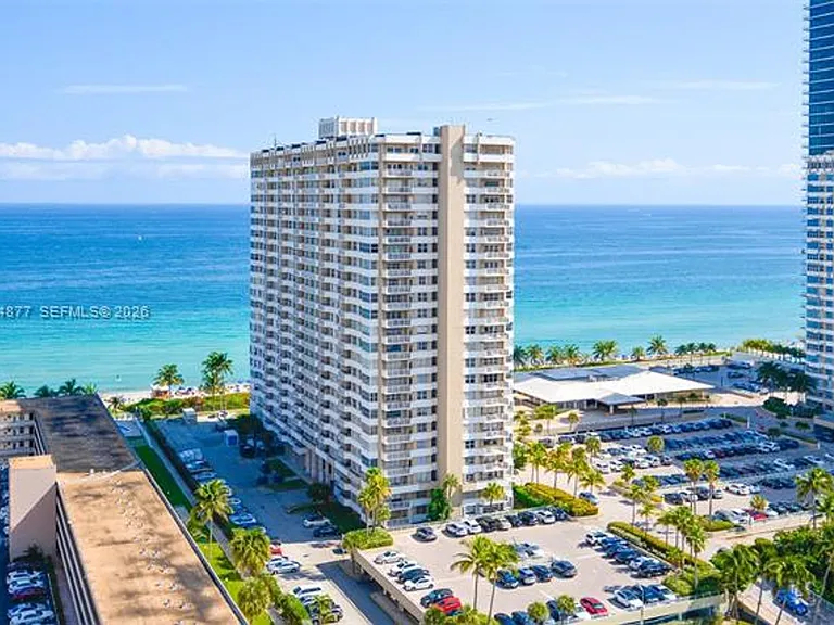 1950 S Ocean Dr #19E — Photo 36