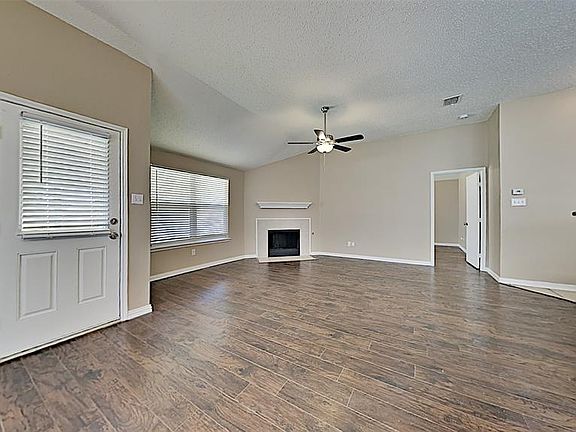 3rd image of 11000 Fawn Valley Dr