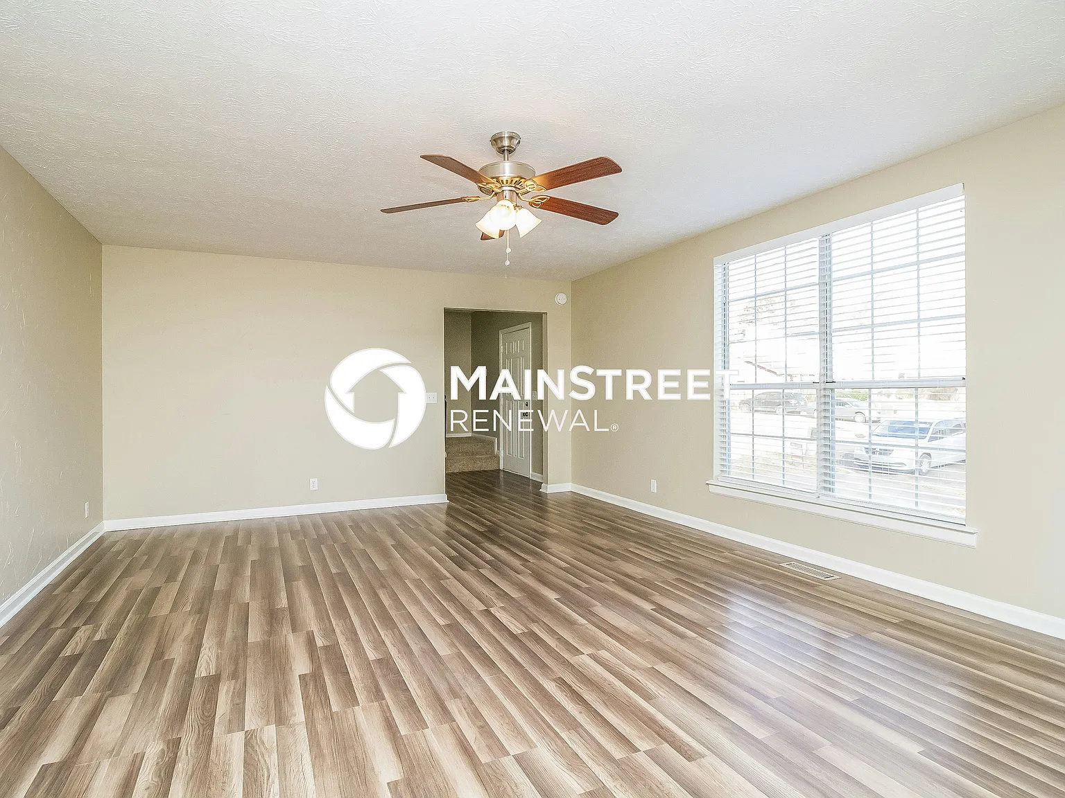 316 Ocala Ct S — Photo 2