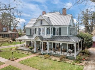 229 N Race St, Statesville, NC 28677