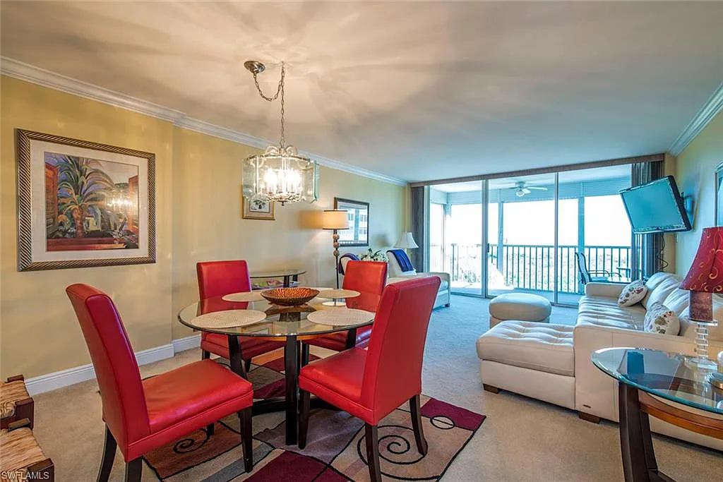 1 bed, 1.0 bath, 807 sqft, $5,000 — Photo 4