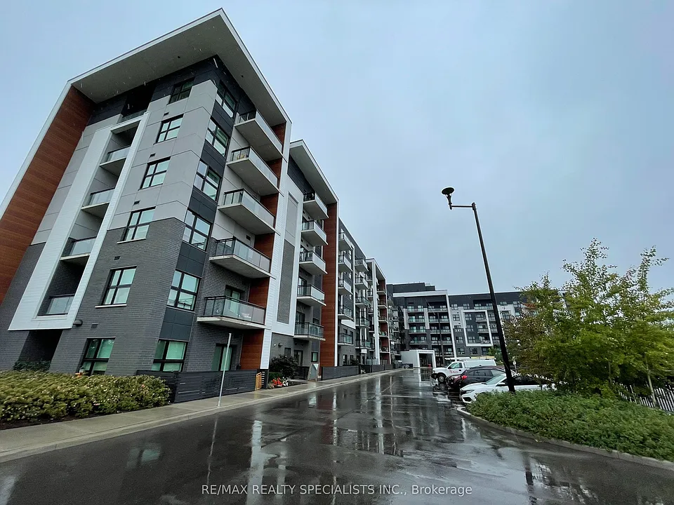 128 Grovewood Cmn #329