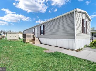 90 Chesapeake Est, Thomasville, PA 17364