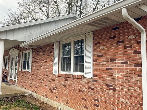 5th image of 7634 Rosewood Dr