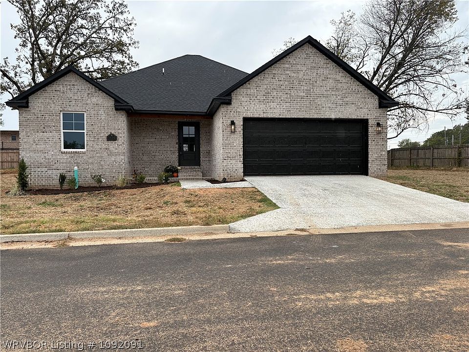 1st image of 1129 Hunter Dr
