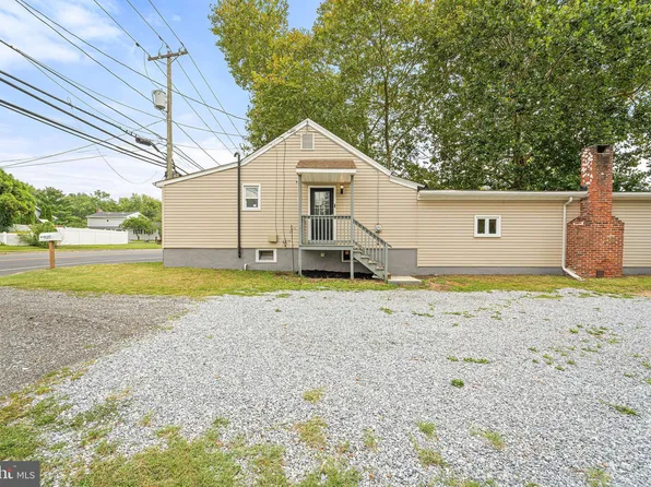 317 Delaware St, Thorofare, NJ 08086