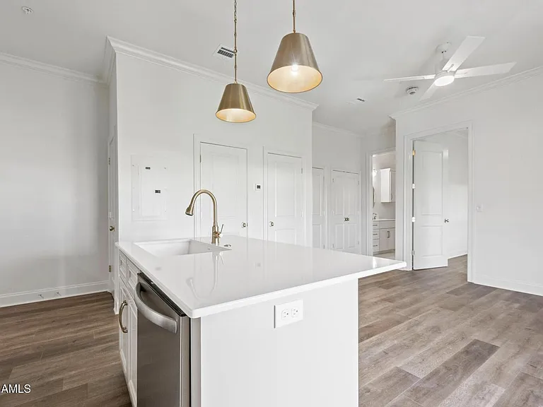 200 Prescott Blvd #303 — Photo 5