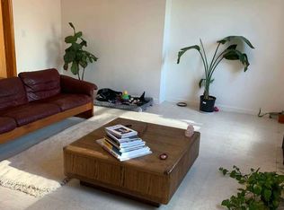 24 Rutgers St #4A, New York, NY 10002