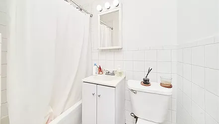 Rented by Living New York