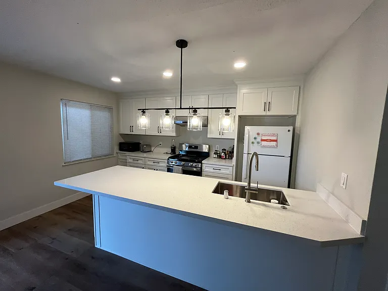 1819 Addison St #1 — Photo 21